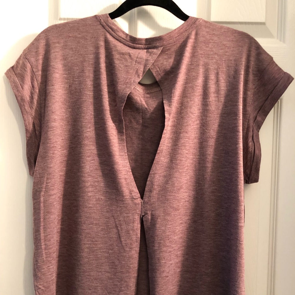 Lululemon Top Open Back - Picture 2 of 3